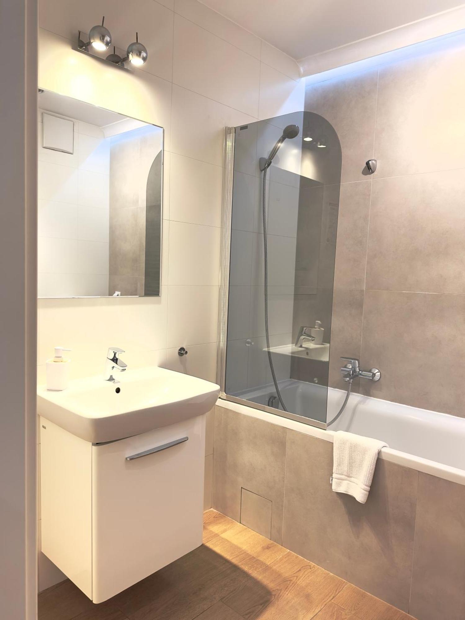 Krakow Apartments - Solna Studio & Apartments Bagian luar foto