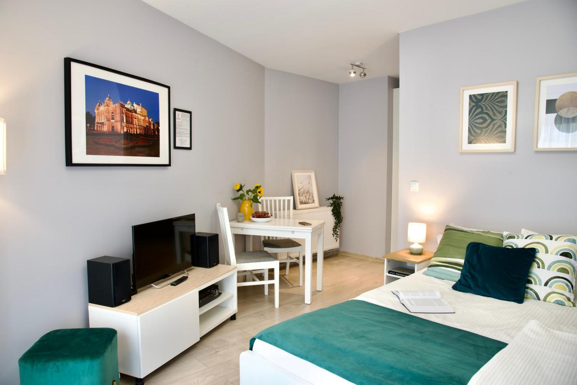 Krakow Apartments - Solna Studio & Apartments Bagian luar foto