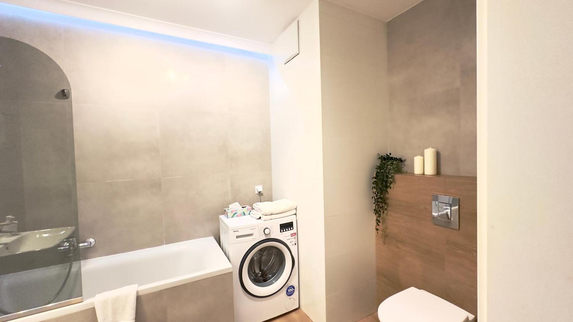Krakow Apartments - Solna Studio & Apartments Bagian luar foto