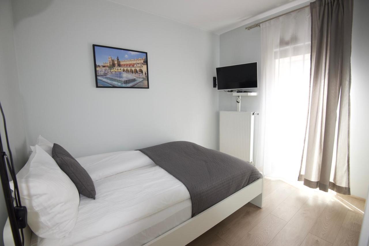 Krakow Apartments - Solna Studio & Apartments Bagian luar foto